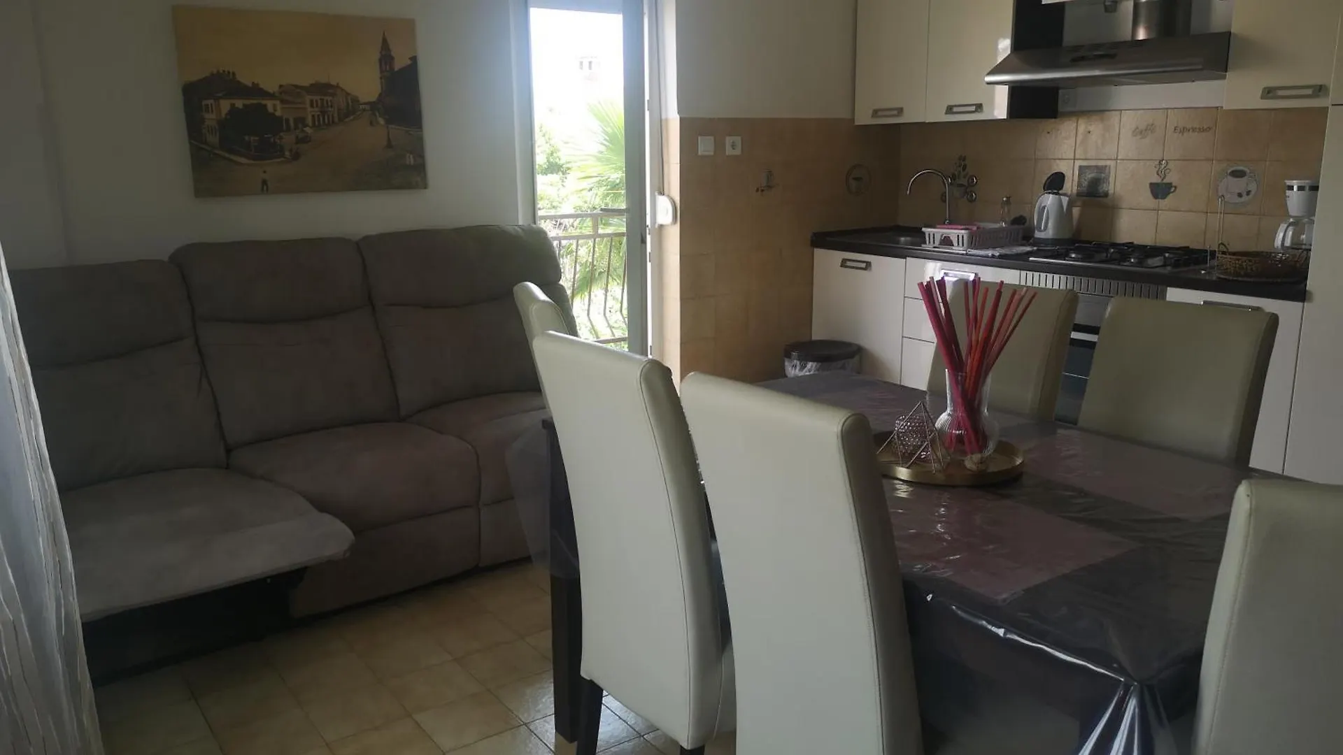 Apartments Peloza Πόρετς