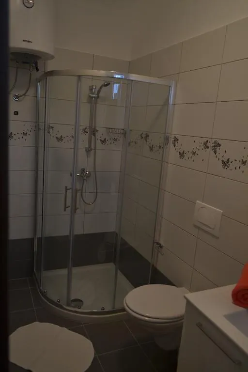 Apartments Peloza